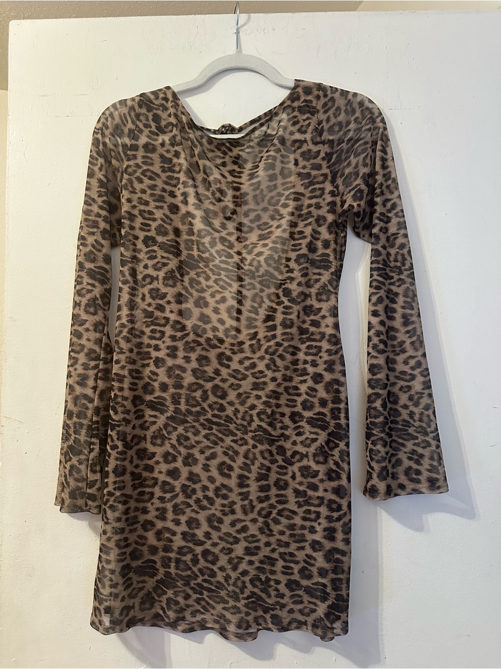 Axil Swim Bikini Top and Bottom. Top (Small) Bottom (Medium) plus coverup - Picture 3 of 5